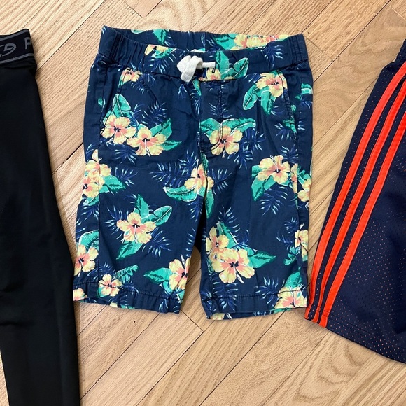 Boys Lot of 3 shorts and legging bottoms size 5 to 7 - Picture 3 of 4